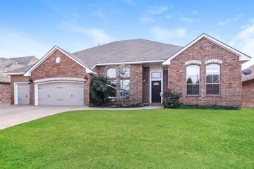 8820 Nw 120Th St Oklahoma City, OK 73162